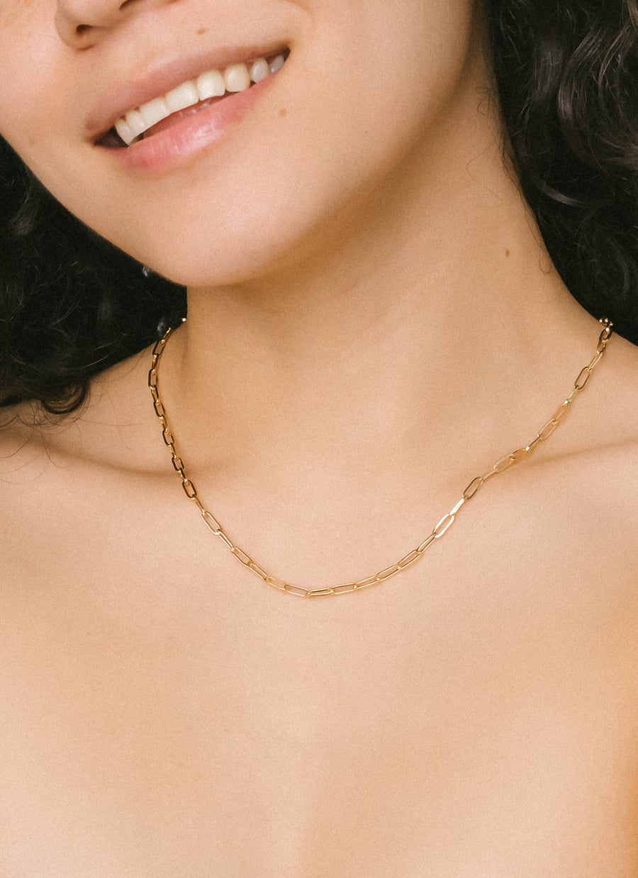 Celina Santana in the 14k gold SoHo paper clip chain Necklace from RIVA New York, photogarphed by Angelo Kangleon