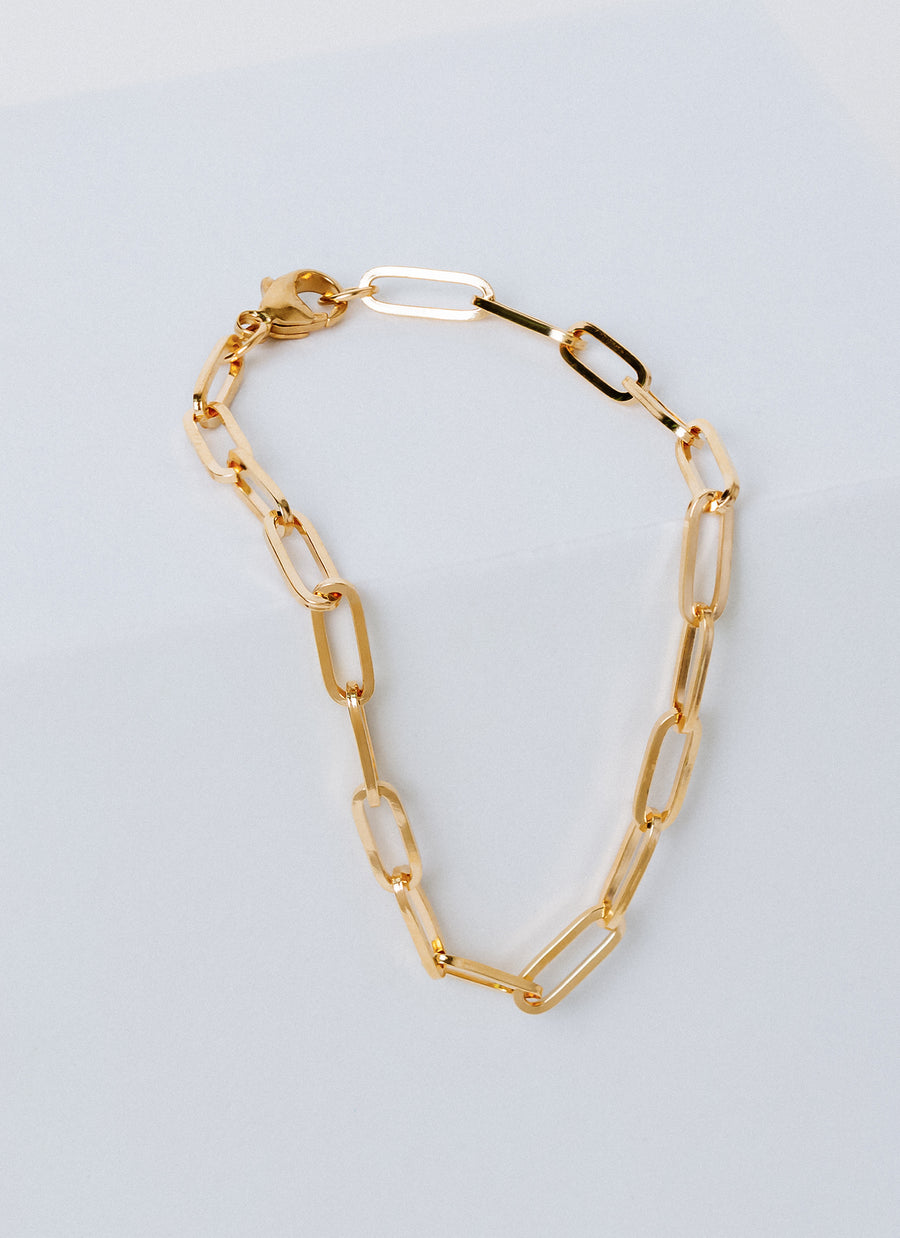 Medium paper clip chain bracelet in recycled yellow gold 14K, the "Tribeca" bracelet from RIVA New York