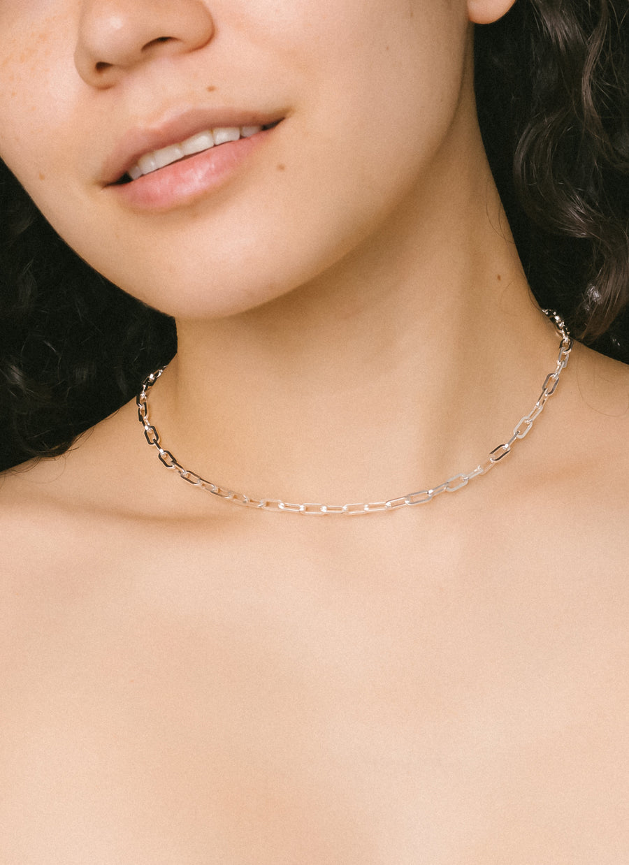 Model Celina Mylene wearing RIVA New York's paper clip chain necklace in sterling silver