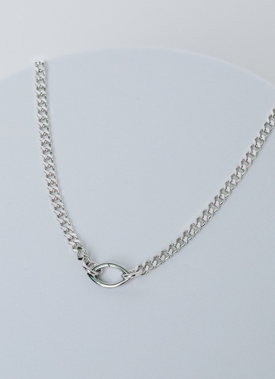 Product photo of the Gramercy unisex curb chain necklace from RIVA New York in sterling silver